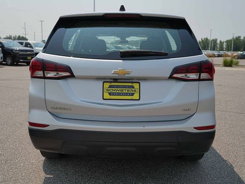 Used 2022 Chevrolet Equinox LS AWD/4WD image 7