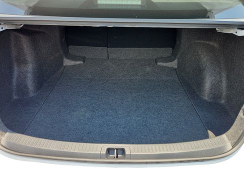 Used 2025 Toyota Corolla SE FWD image 47