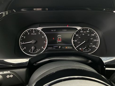 Used 2023 Nissan Pathfinder SL w/ SL Premium Package FWD image 49