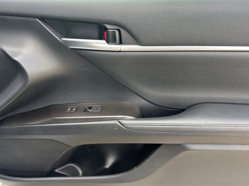 Used 2023 Toyota Camry XSE image 21