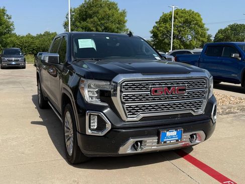 Used 2019 GMC Sierra 1500 Denali w/ Denali Ultimate Package AWD/4WD image 9