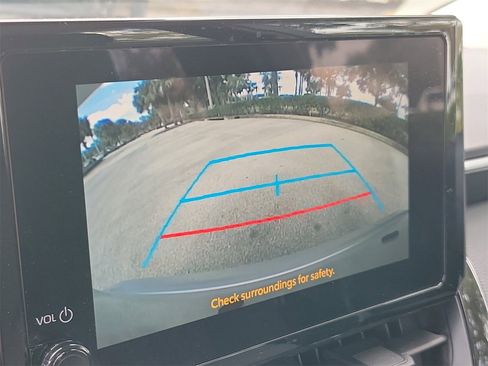 Used 2024 Toyota Corolla LE image 25