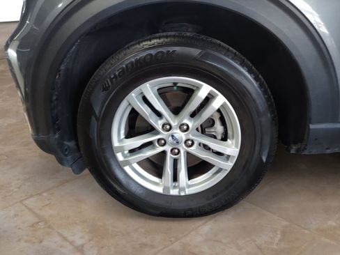 Used 2023 Ford Explorer XLT RWD image 27