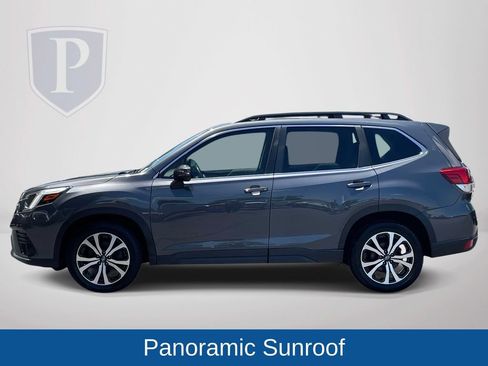 Used 2022 Subaru Forester Limited AWD/4WD image 5