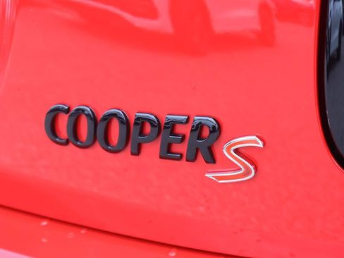 Used 2024 MINI Cooper S FWD image 8