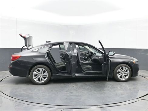 Used 2018 Honda Accord LX image 48