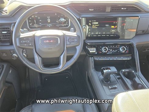 Used 2024 GMC Sierra 1500 AT4 w/ Technology Package image 13