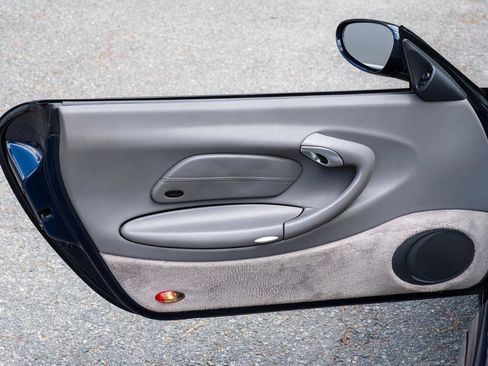 Used 1999 Porsche 911 Carrera RWD image 15