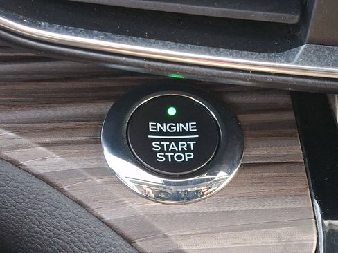 Used 2021 Ford Explorer Limited w/ Equipment Group 301A image 27