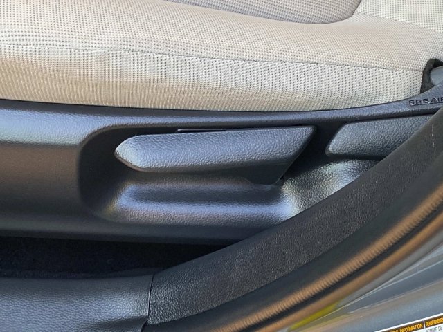 Used 2020 Toyota Corolla LE w/ LE Premium Package FWD image 14