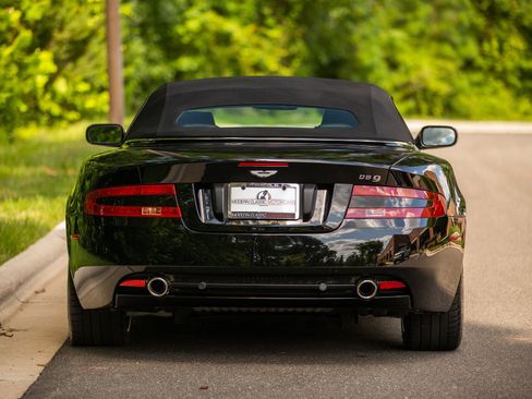 Used 2007 Aston Martin DB9 Volante RWD image 19