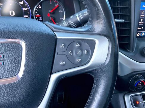 Used 2020 GMC Acadia SLT w/ Driver Alert Package II AWD/4WD image 25