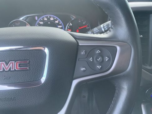 Used 2021 GMC Acadia AT4 w/ Technology Package image 23