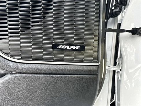 Used 2022 Jeep Grand Cherokee Limited 4xe w/ Luxury Tech Group II image 13