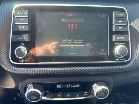 Used 2020 Nissan Kicks SV image 10