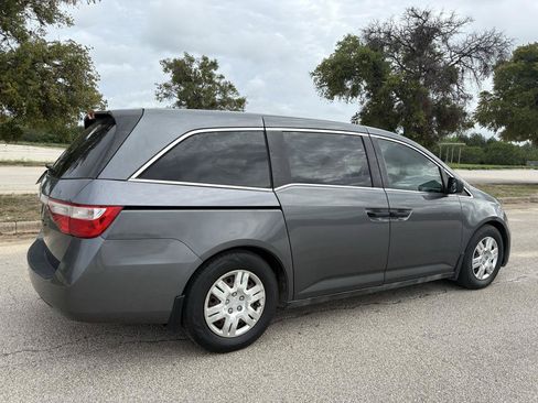 Used 2011 Honda Odyssey LX image 45