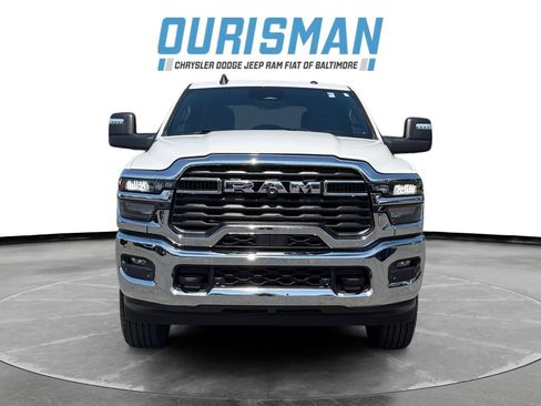 Used 2025 RAM 2500 Big Horn AWD/4WD image 8