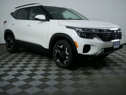 New 2026 Kia Seltos S image 2