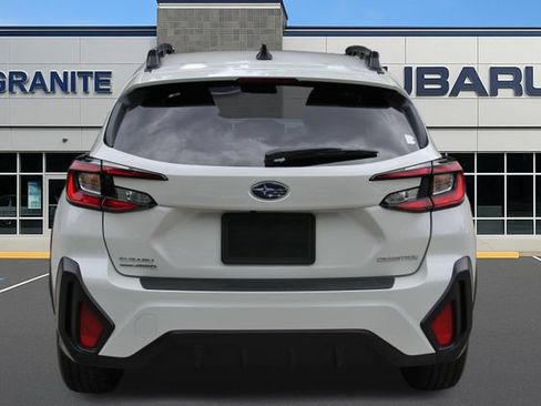 Used 2025 Subaru Crosstrek 2.5i Premium AWD/4WD image 9