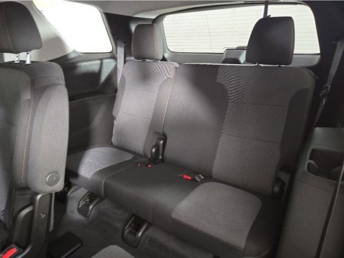 Certified 2021 Chevrolet Traverse LT w/ LPO, Floor Liner Package image 13