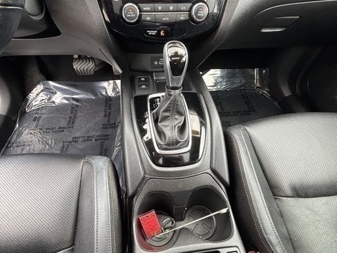 Used 2022 Nissan Rogue Sport SL w/ Premium Package image 15