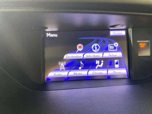 Used 2014 Lexus ES 350 w/ Luxury Package FWD image 19