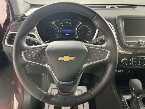 Used 2023 Chevrolet Equinox LT FWD image 16