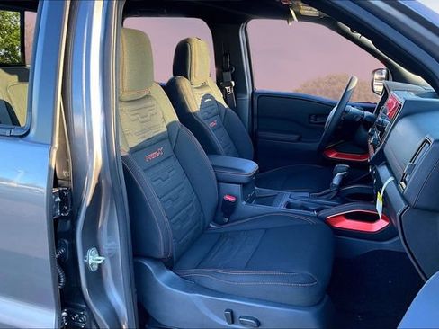 New 2026 Nissan Frontier Pro-X w/ Pro-X Convenience Package RWD image 10