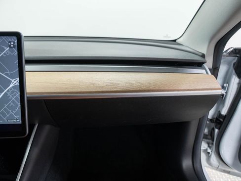 Used 2019 Tesla Model 3 Long Range image 47