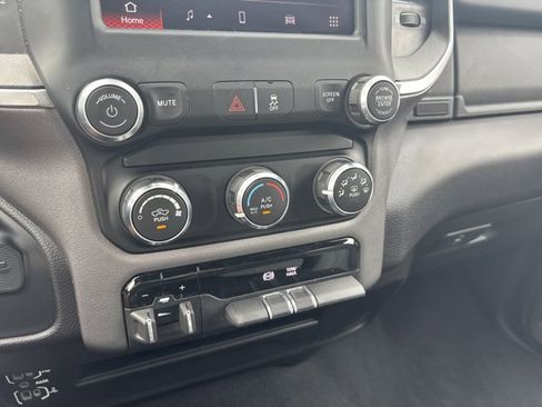 Used 2024 RAM 2500 Big Horn image 23