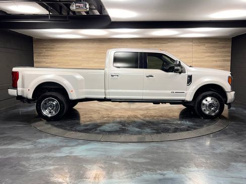 Used 2017 Ford F450 Platinum w/ Platinum Ultimate Package image 29