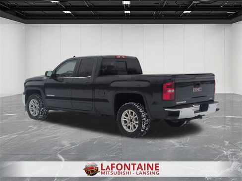 Used 2018 GMC Sierra 1500 SLE w/ SLE Value Package image 3