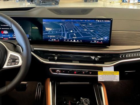 New 2026 BMW X6 xDrive40i w/ Climate Comfort Package image 6