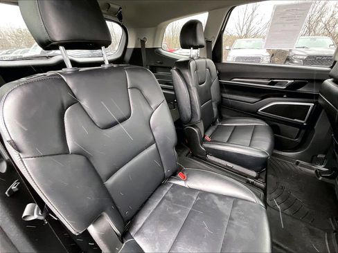 Used 2023 Kia Telluride S w/ S Sunroof Package image 15