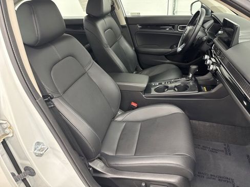 Used 2023 Honda Civic Touring image 38