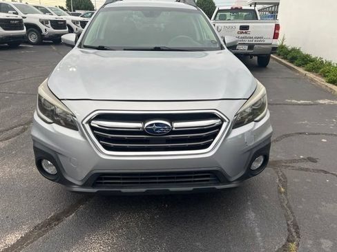 Used 2018 Subaru Outback 2.5i Premium AWD/4WD image 9