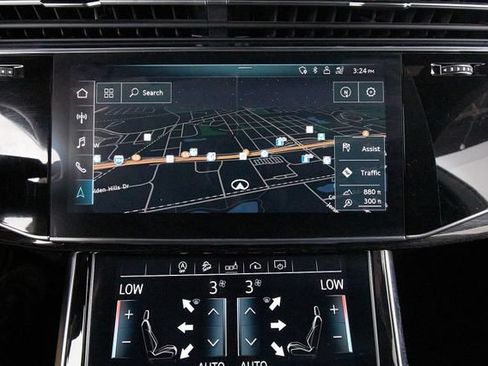 Used 2020 Audi Q8 Premium Plus w/ Premium Plus Package AWD/4WD image 13