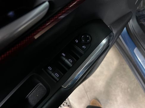 Certified 2025 Chevrolet Traverse Z71 image 17