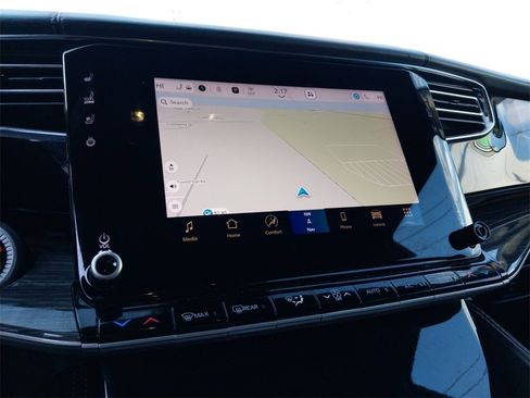 Used 2022 Jeep Wagoneer Series III w/ Rear Seat Video Group 1 image 17