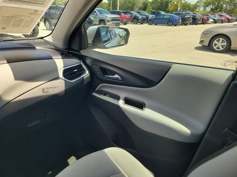 Used 2019 Chevrolet Equinox LT FWD image 12