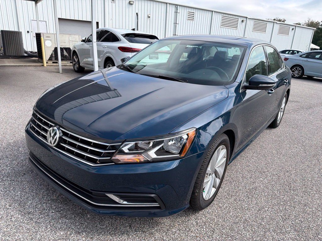 Used 2018 Volkswagen Passat 2.0T SE FWD image 7