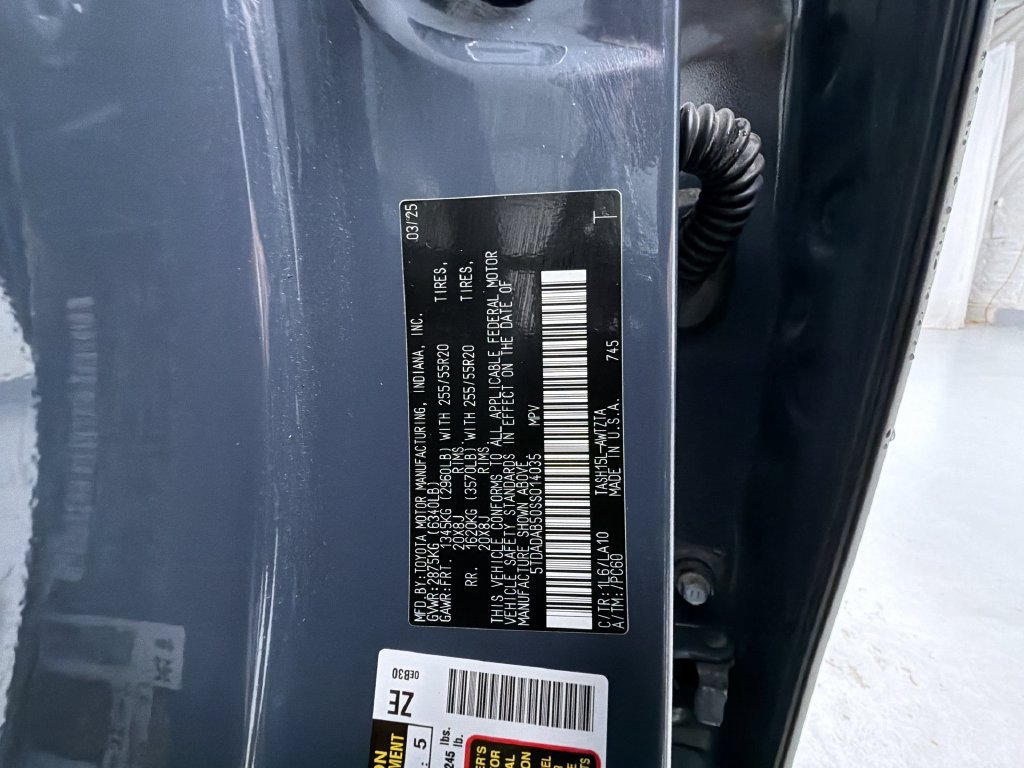 Certified 2025 Toyota Grand Highlander AWD Hybrid image 16