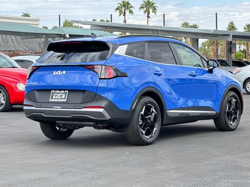 Used 2026 Kia Sportage EX w/ EX Panorama Roof Package FWD image 3