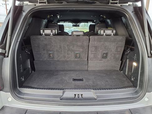 Certified 2019 Ford Expedition XLT w/ Equipment Group 202A image 13
