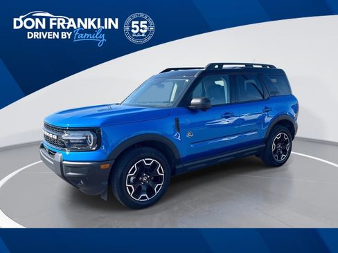 Used 2025 Ford Bronco Sport Outer Banks w/ Outer Banks Tech Package+ AWD/4WD image 1