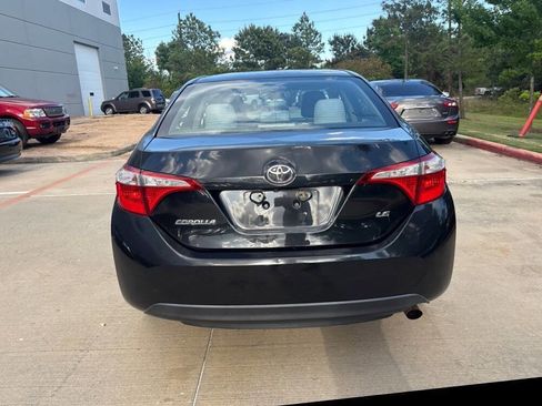 Used 2014 Toyota Corolla LE FWD image 3