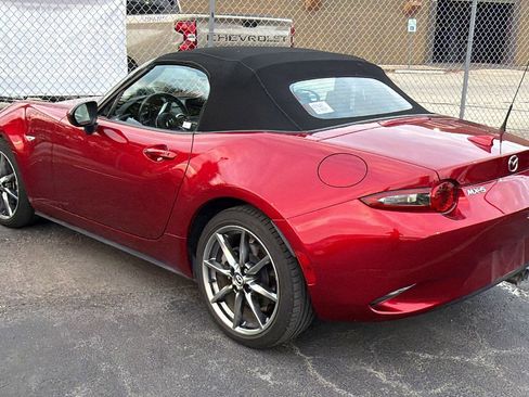 Used 2023 MAZDA MX-5 Miata Grand Touring image 3