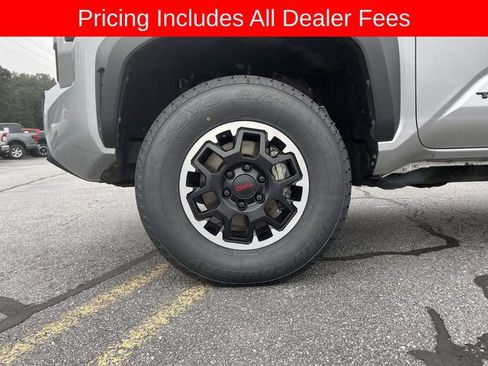 Used 2024 Toyota Tacoma TRD Off-Road AWD/4WD image 9