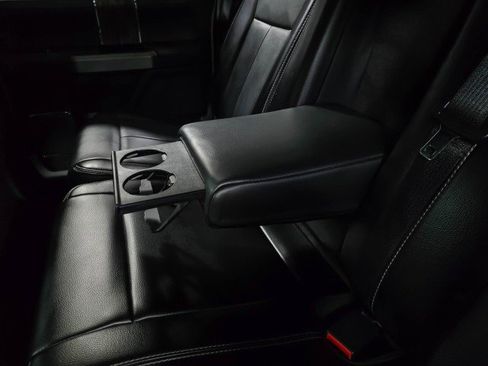 Used 2018 Ford F150 Lariat w/ Equipment Group 502A Luxury image 21