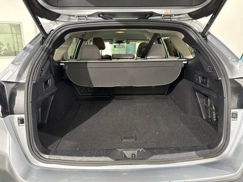 Used 2020 Subaru Outback Premium AWD/4WD image 12